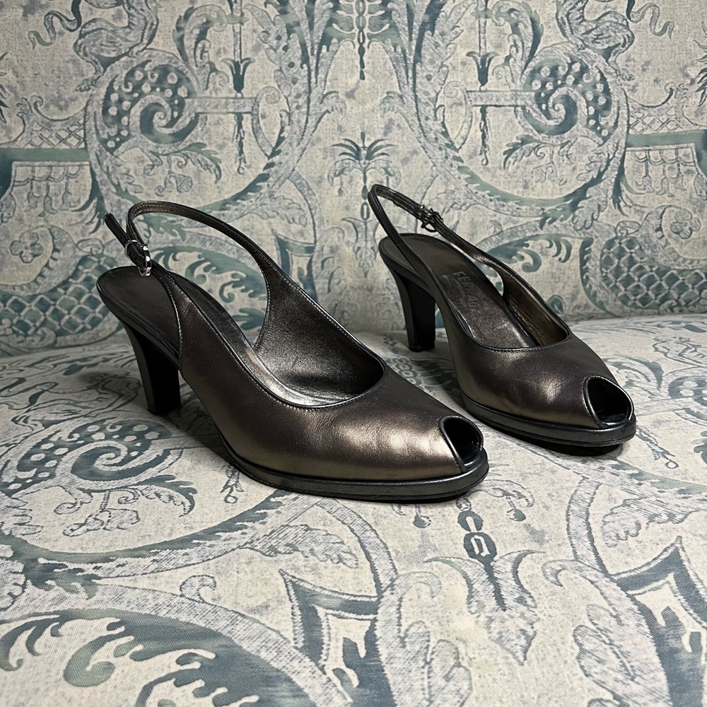 Elegant Metallic Slingback Heels